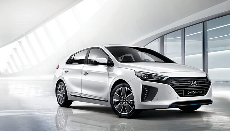 Hyundai Ioniq hibrido precio