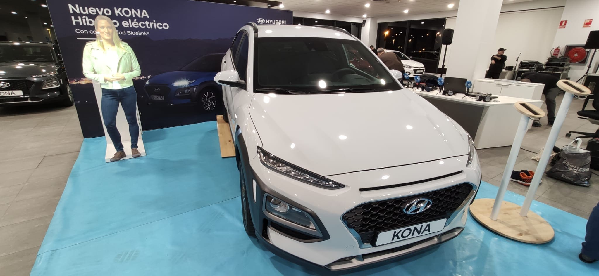 Presentacion_Hyundai_Kona_Hibrido_blanco