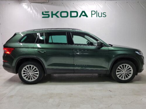 75950-Foto_KODIAQ_AMBITION_VERDE_-_8712LJF_-_3-17.jpg